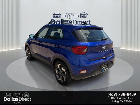 Used 2024 Hyundai Venue SEL FWD image 8