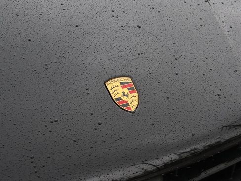 New 2026 Porsche Macan image 13