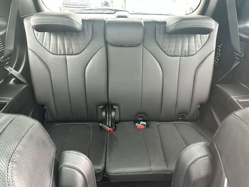 Used 2023 Hyundai Palisade Limited image 34