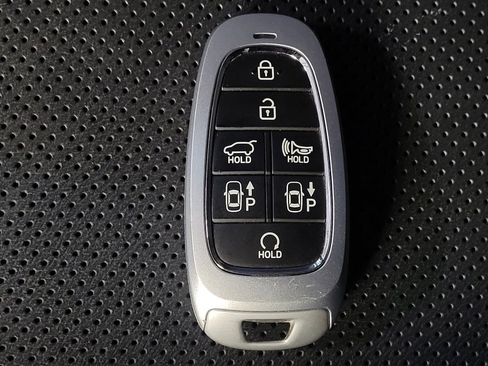 Used 2022 Hyundai Santa Fe Limited w/ Cargo Package FWD image 32