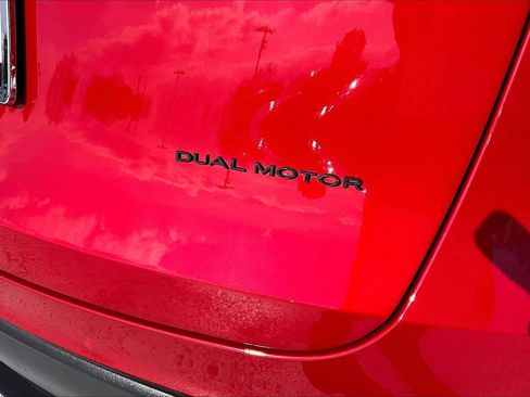 Used 2021 Tesla Model Y Long Range image 29