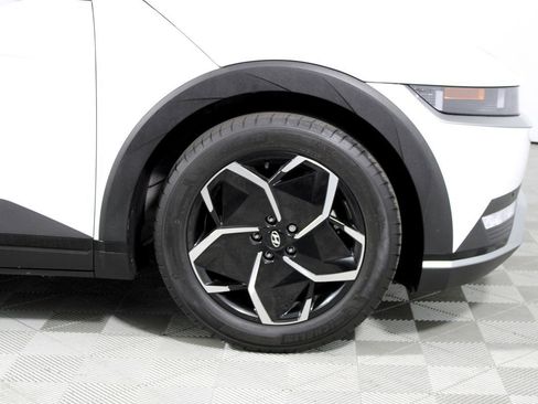 Used 2024 Hyundai Ioniq 5 SEL image 37