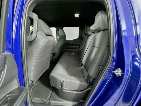 Used 2025 Toyota Tacoma SR5 AWD/4WD image 23
