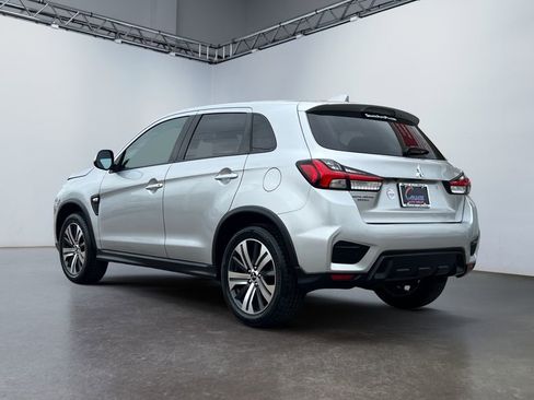 Used 2020 Mitsubishi Outlander Sport ES image 7