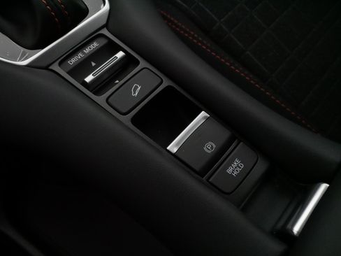 Certified 2026 Honda HR-V Sport image 25