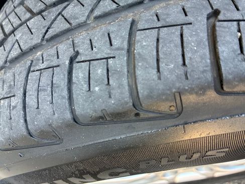 Used 2025 Chrysler Pacifica Select FWD image 29