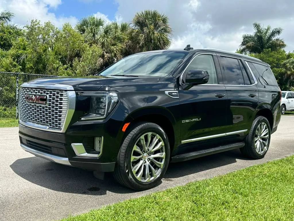 Used 2021 GMC Yukon Denali AWD/4WD image 8