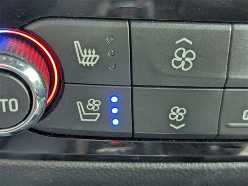 Certified 2023 Buick Enclave Premium w/ LPO, Touring Package image 19