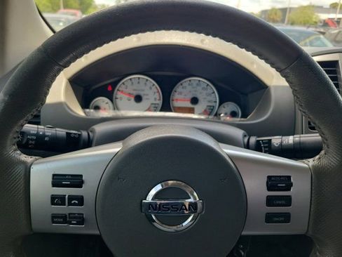Certified 2019 Nissan Frontier SL RWD image 22