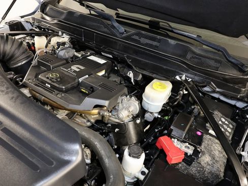 Used 2019 RAM 2500 Limited image 37