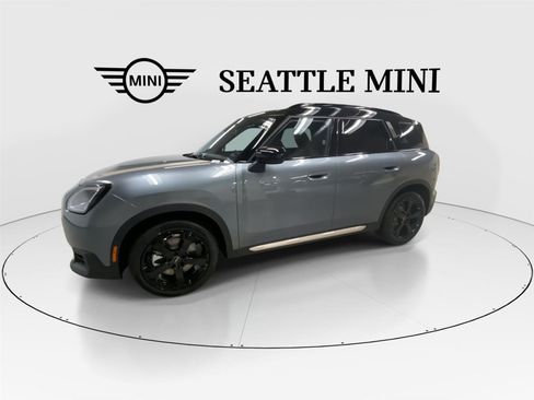New 2026 MINI Cooper Countryman S w/ Comfort Package Max AWD/4WD image 6