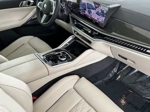 New 2026 BMW X6 M60i image 16