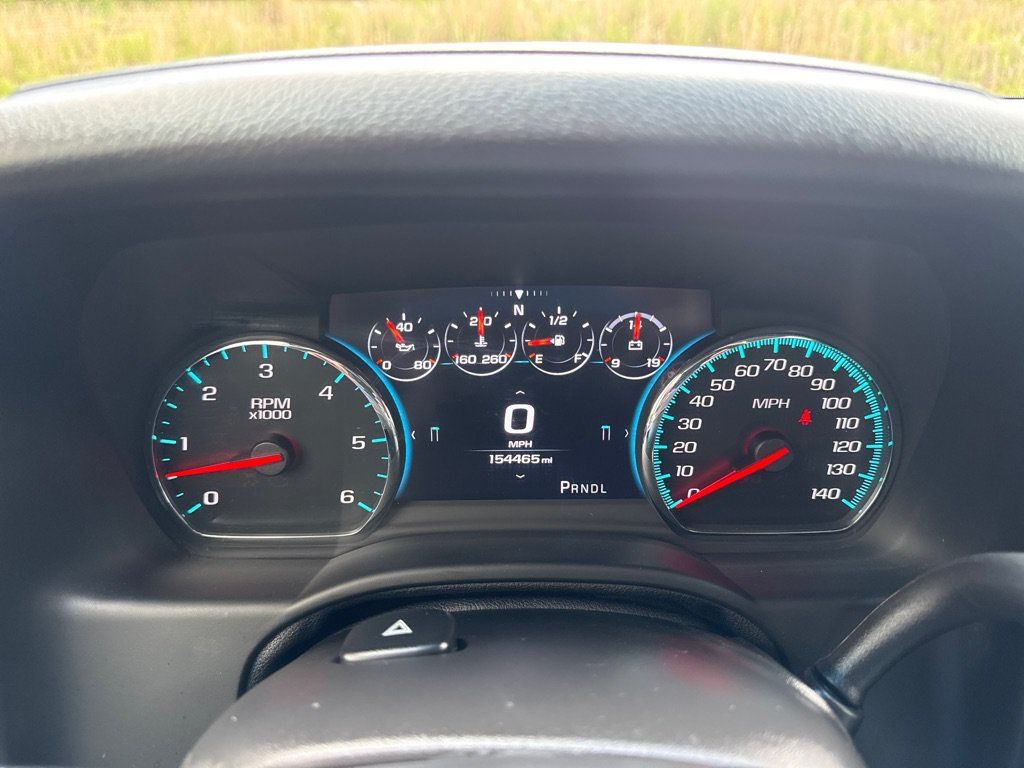 Used 2017 GMC Yukon SLT AWD/4WD image 21