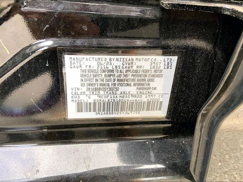 Used 2025 Nissan Sentra S FWD image 14