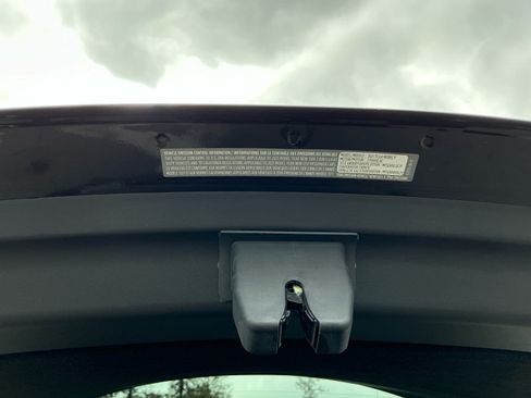 Used 2021 Tesla Model Y Performance AWD/4WD image 22
