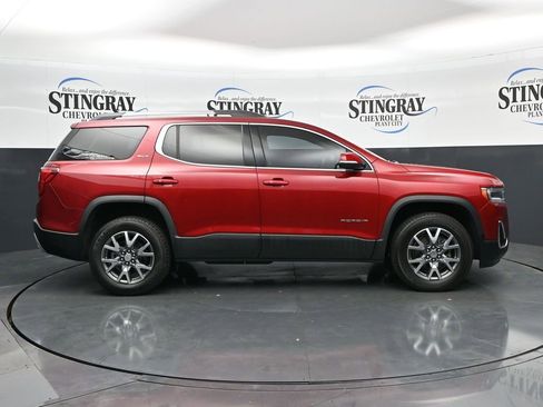 Used 2023 GMC Acadia SLT FWD image 8
