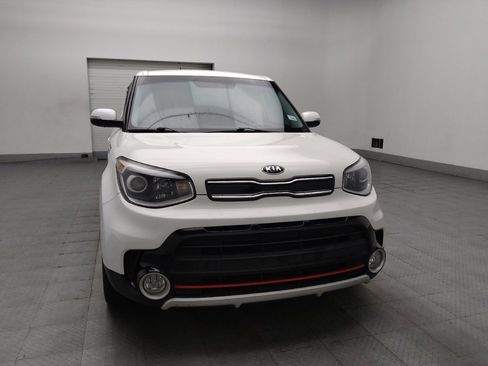 Used 2019 Kia Soul ! FWD image 14