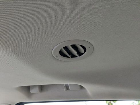 Used 2018 Cadillac Escalade Luxury image 26