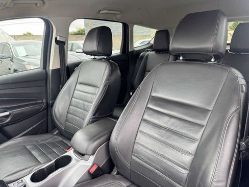 Used 2016 Ford Escape SE w/ SE Leather Comfort Package AWD/4WD image 37