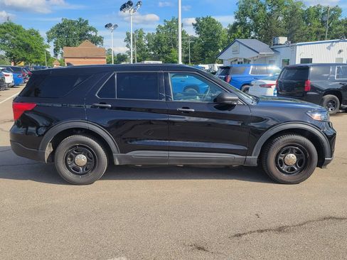 Used 2022 Ford Explorer 4WD Police Interceptor image 3