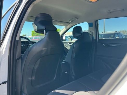 New 2026 Kia Niro LX FWD image 11