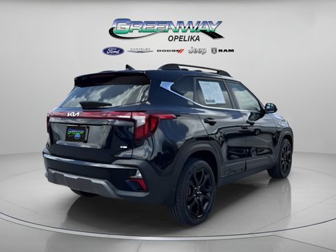 Used 2024 Kia Seltos X-Line AWD/4WD image 11