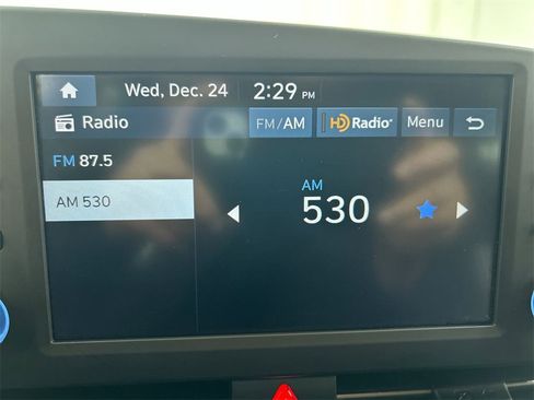 Used 2025 Hyundai Elantra Sport image 14