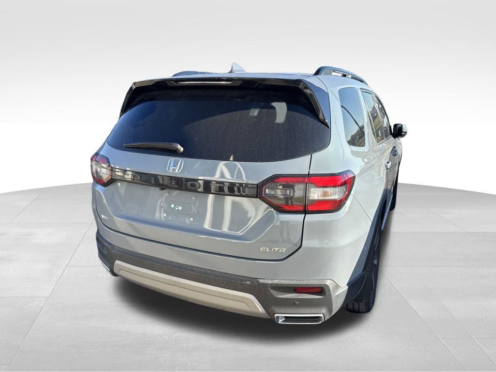 Used 2024 Honda Pilot Elite image 7