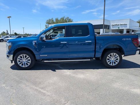 Used 2025 Ford F150 Lariat w/ Equipment Group 501A Mid AWD/4WD image 7
