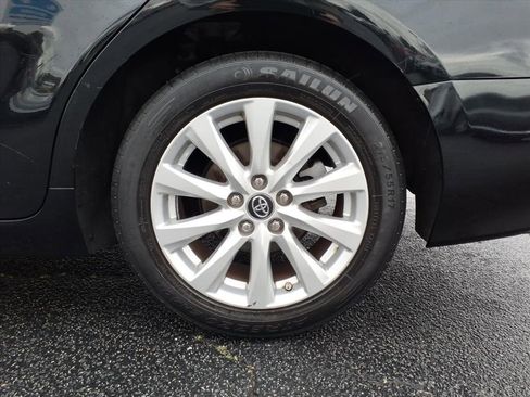 Used 2019 Toyota Camry L image 21