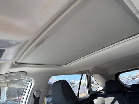 Used 2025 Toyota RAV4 XLE w/ Convenience Package AWD/4WD image 13