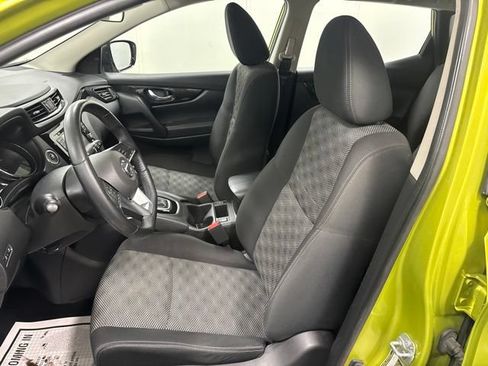 Used 2017 Nissan Rogue Sport SV w/ SV Premium Package AWD/4WD image 21