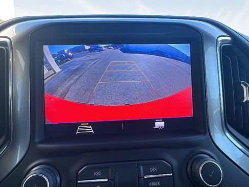 Used 2022 Chevrolet Silverado 1500 LT Trail Boss w/ Bed Protection Package image 30