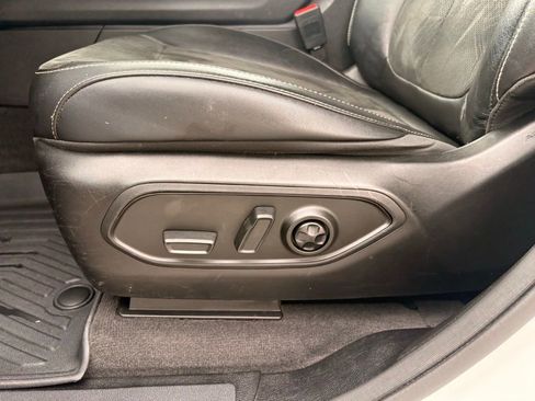 Used 2021 Jeep Grand Cherokee L Laredo image 26