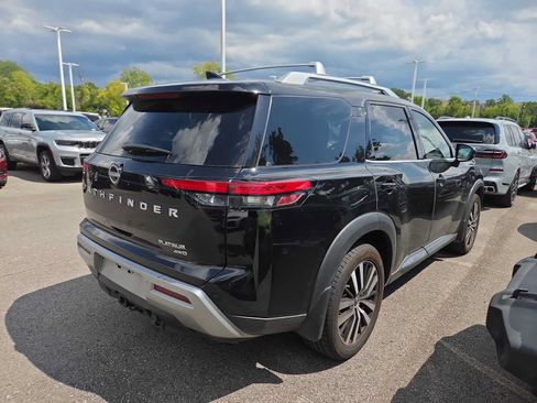 Used 2023 Nissan Pathfinder Platinum w/ Cargo Package AWD/4WD image 2