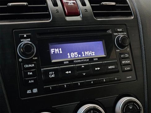 Used 2014 Subaru Crosstrek 2.0i Premium image 27