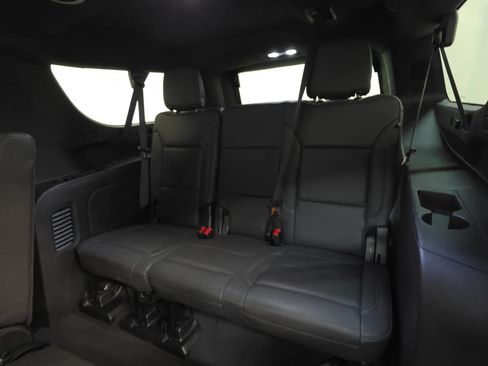 Certified 2023 Chevrolet Suburban LT image 14