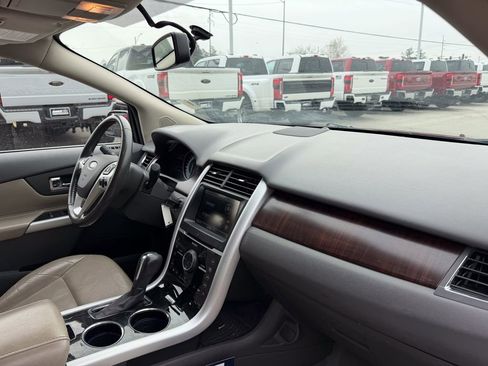 Used 2013 Ford Edge Limited image 17