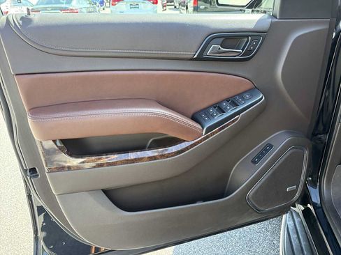 Used 2015 Chevrolet Tahoe LTZ AWD/4WD image 23