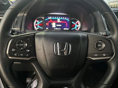 Used 2022 Honda Pilot Sport image 25