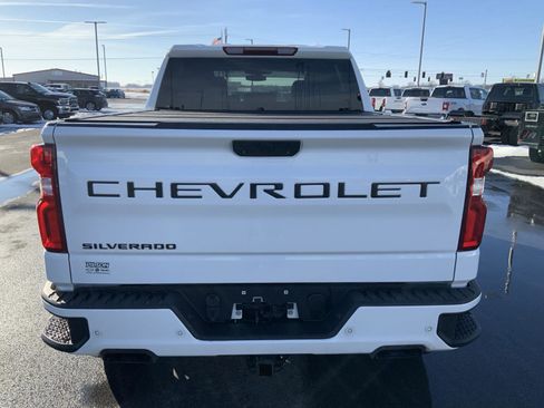 Used 2022 Chevrolet Silverado 1500 RST w/ Safety Package image 9