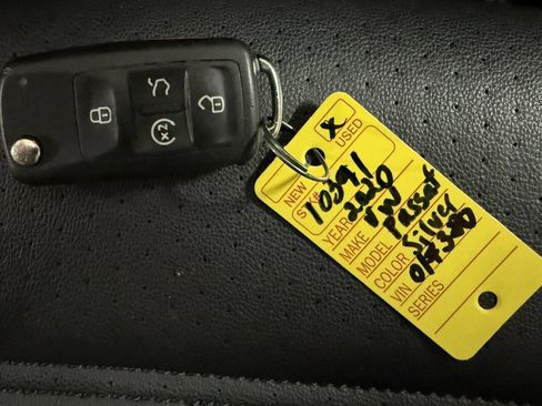 Used 2020 Volkswagen Passat 2.0T SE image 26