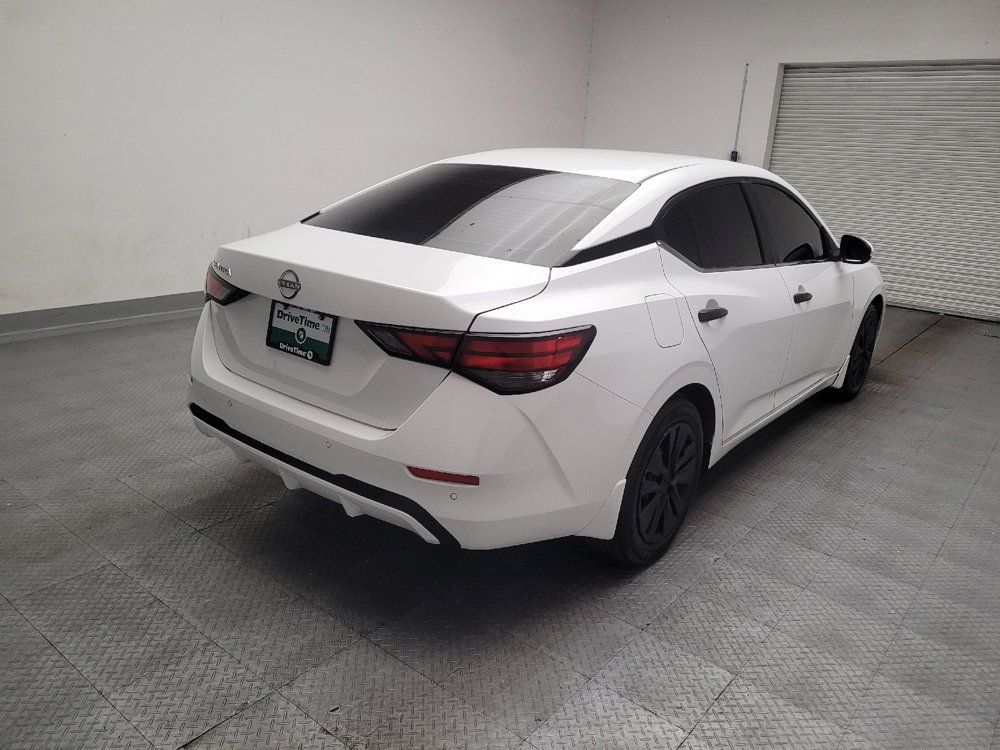 Used 2025 Nissan Sentra S FWD image 9