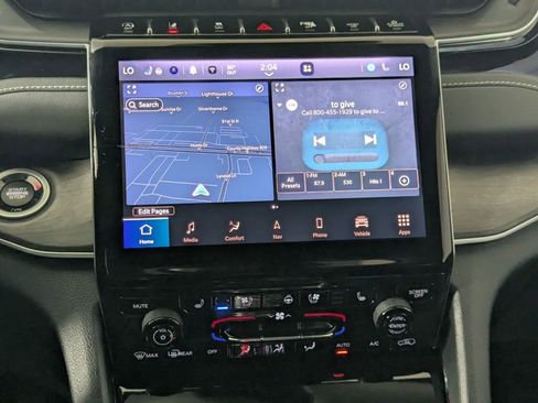 Used 2023 Jeep Grand Cherokee L Limited w/ Luxury Tech Group II RWD image 22