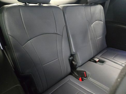 Used 2023 Buick Enclave Essence w/ Experience Buick Package image 12