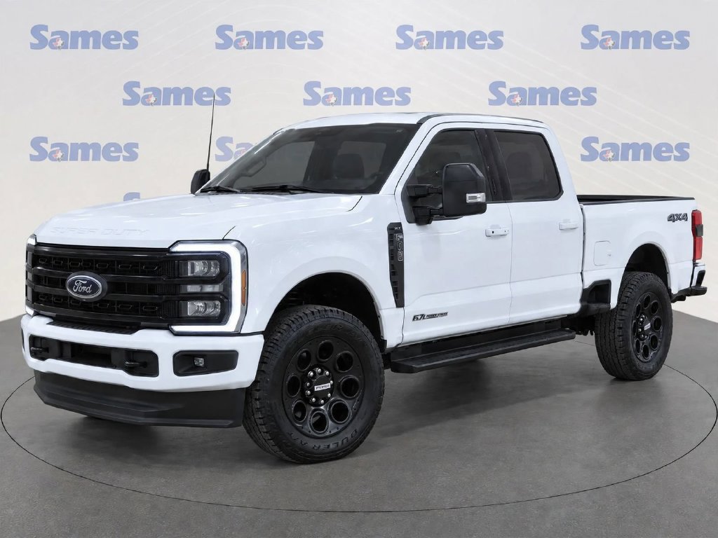 Used 2024 Ford F250 XLT w/ Black Appearance Package AWD/4WD image 2