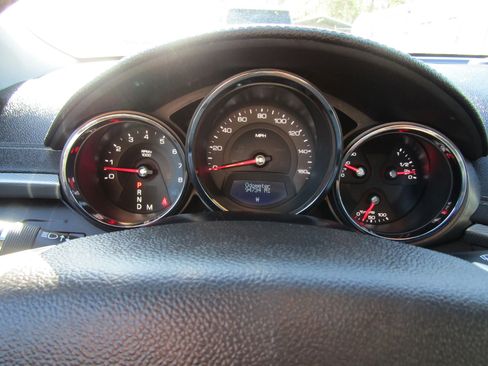 Used 2013 Cadillac CTS Performance RWD image 33