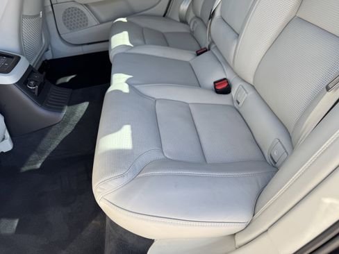 Used 2024 Volvo S90 T8 Ultimate w/ Lounge Package image 25