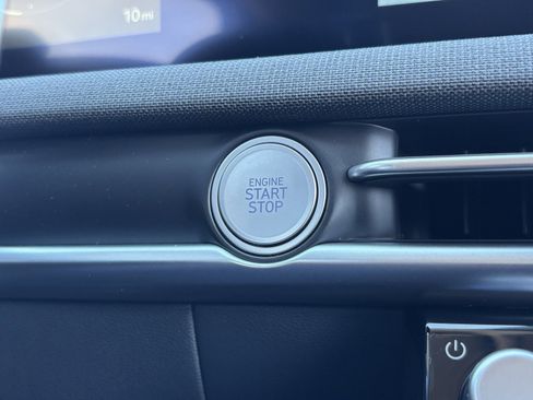 New 2026 Hyundai Tucson Limited image 21