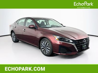 Used 2023 Nissan Altima 2.5 SV w/ SV Premium Package